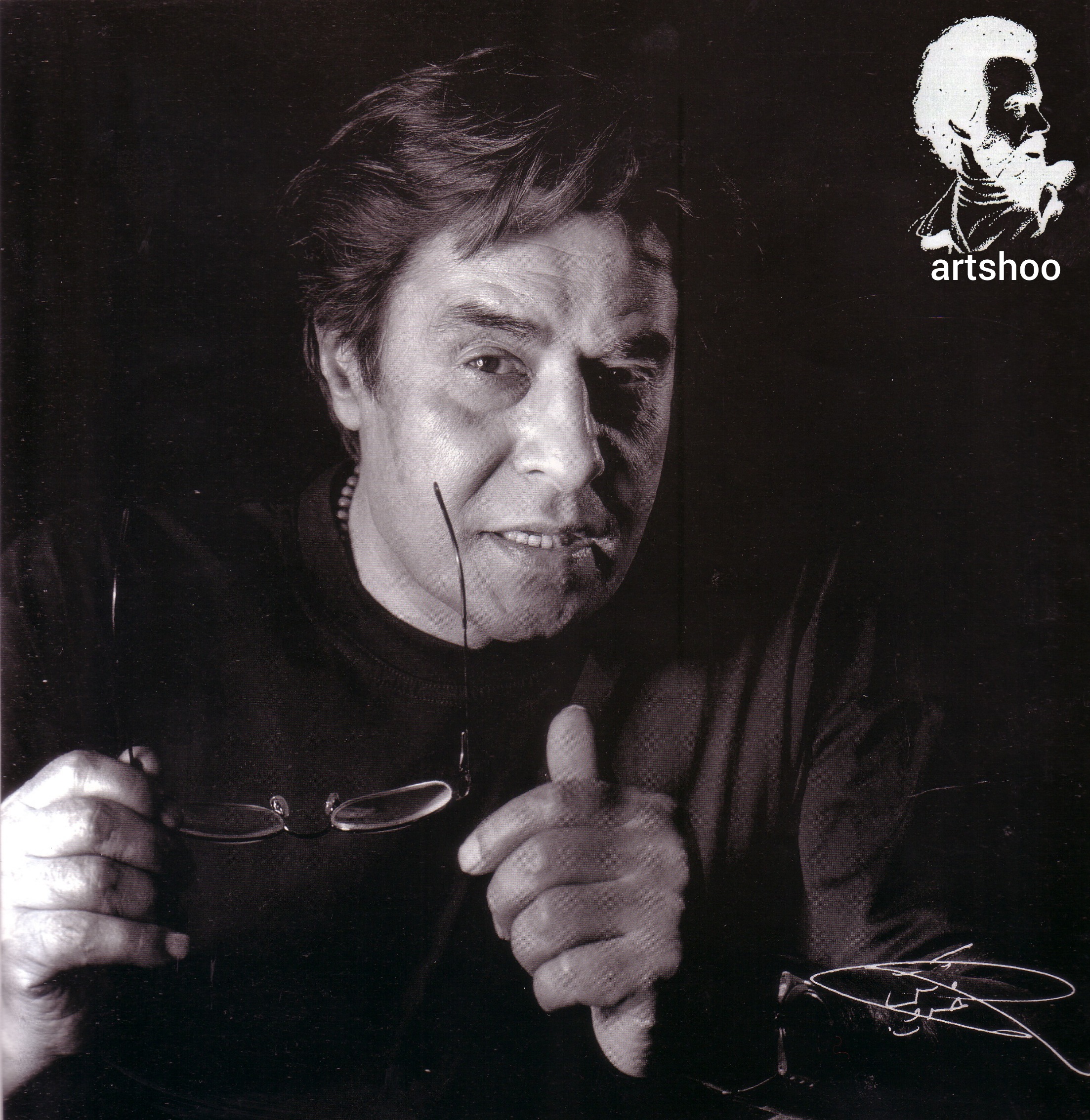 مدل پرتره سیاه قلم